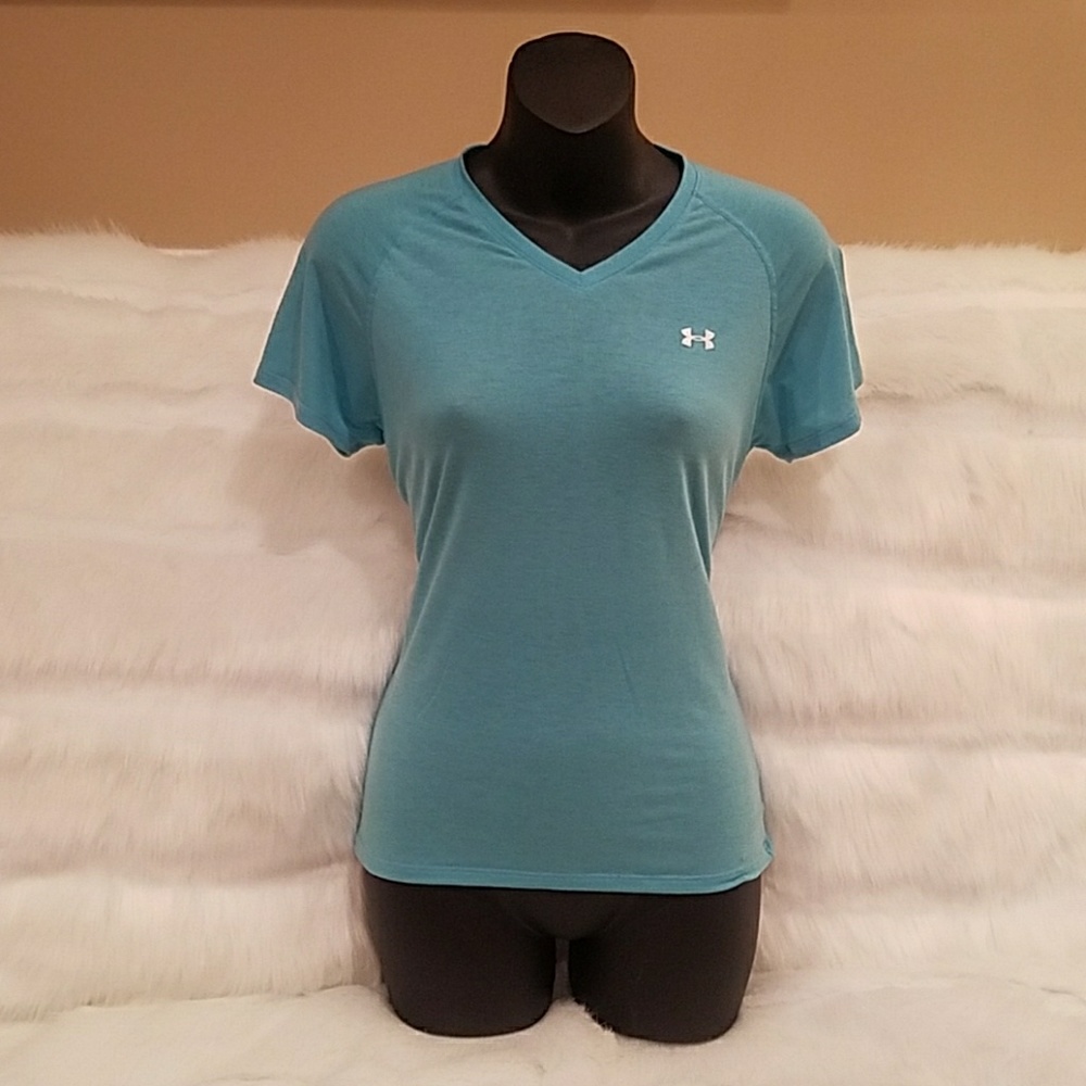 ● Under armour blouse ●